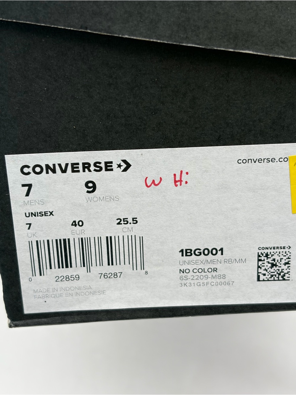 Converse Men’s Unisex White High Top Sneakers with Red & Navy Accents - Picture 10 of 13